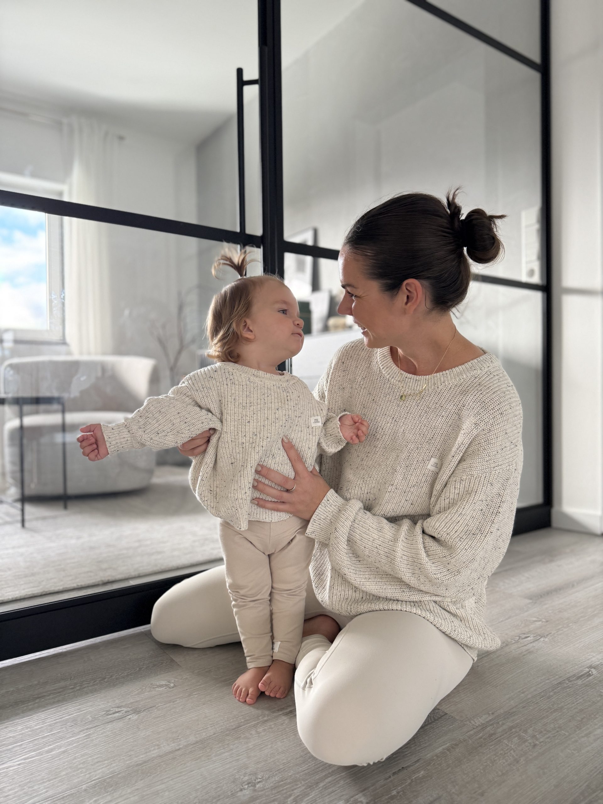 Bio Baumwoll Strickpullover Hellbeige – Bild 2