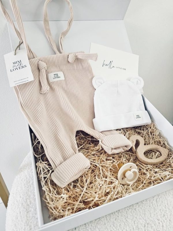 Latzhose Beige – Bild 5