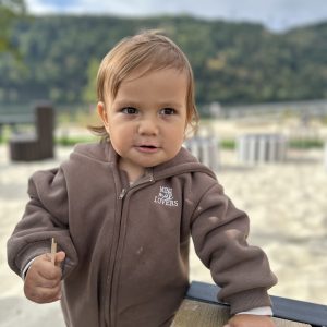 Kuschelweicher Bio Baumwoll Onesie Brown